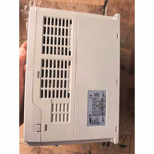 议价艾克特变频器AT500T34R0G5R5PB拆机一维修