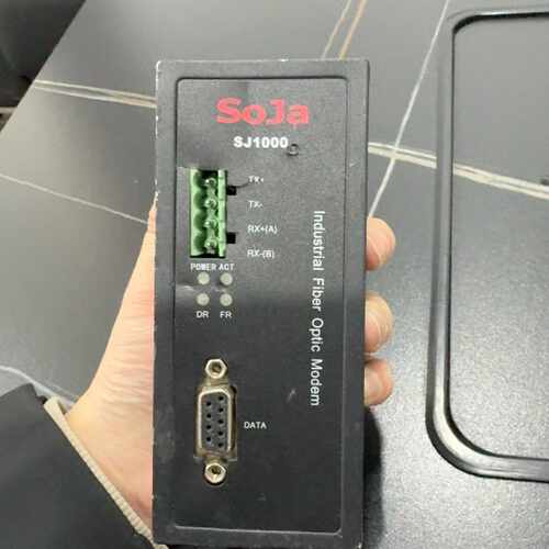 溢价-SoJa工业级光电转换器，型号SJ1000S，单模SC接口，