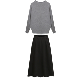 秋冬女2025年新款长袖连衣裙套装休闲气质宽松显瘦针织两件套裙子