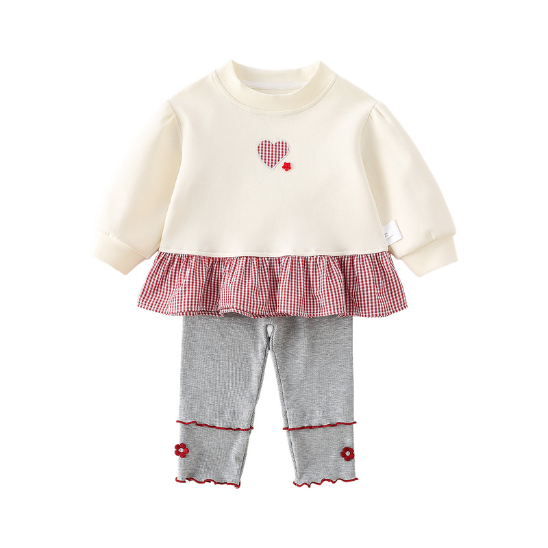 婴幼儿早秋衣服时尚套装卫衣长袖秋款上衣裤子两件套女宝宝秋爱心