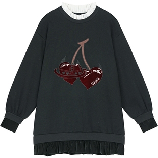 妖精的口袋樱桃假两件宽松连衣裙女2025年冬季新款甜美新年小黑裙