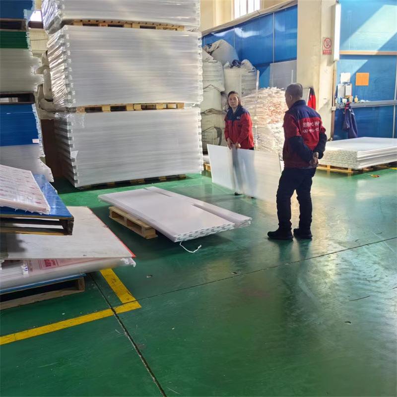 聚碳酸酯板材地下车库口挡雨雨棚PC阳光板抗老化光板耐力板洁