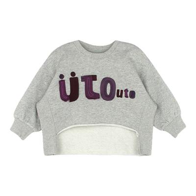 utouto秋季贴布绣前短后长卫衣