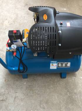 奥突斯VB-0.12/8v型双缸铜气泵1.8KW单相40L空压机  16007号 41kg