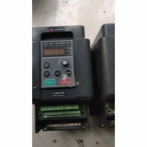 〔议价-可维修〕阿尔法7000E-2.2kw重载变频器两台 成色自定义 缺