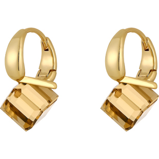 琥珀色方块金色耳扣耳环女高级感耳钉适合冬天的耳饰2026巨好看的