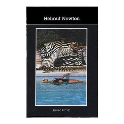 预售【法文版 26】赫尔穆特牛顿作品集 Helmut Newton 法国原版摄影黑皮书 赫尔穆特牛顿 Photo poche 摄影作品 华源时空