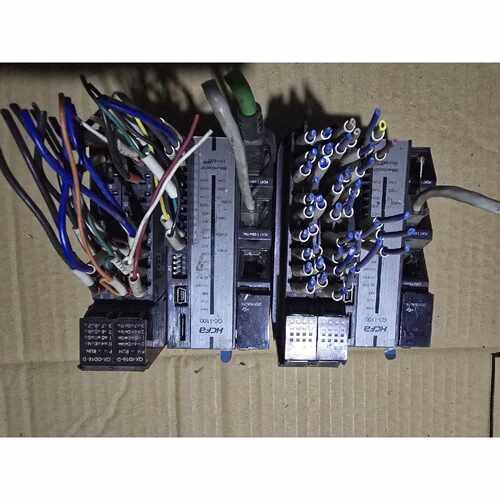 拍前询价：禾川PLCHCQ01100D主机两个和QXID16