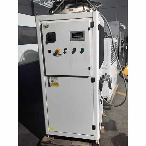 询价同飞冷水机MCWL-1500TR03Z1-3385一台，成色