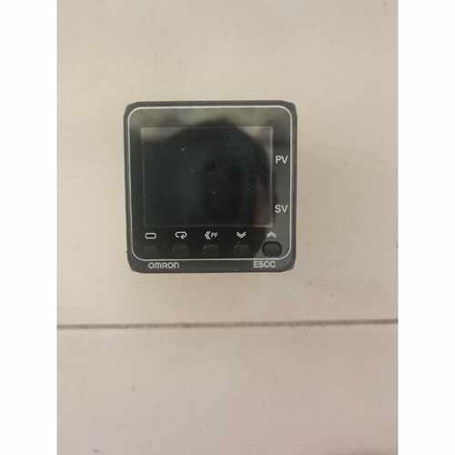 温控器E5CC-RX2ASM-800，有1个，100元