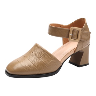 真皮包头凉鞋2026夏季百搭中空软底高跟鞋大码粗跟女鞋一字带单鞋