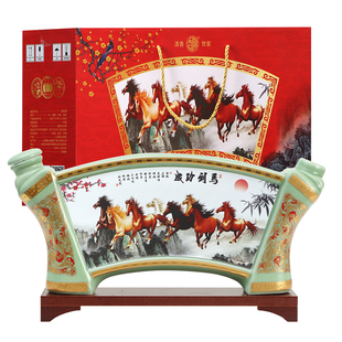 鸿运当头清香型粮食白酒53度1500ml马到功成陶瓷可摆件收藏礼盒酒