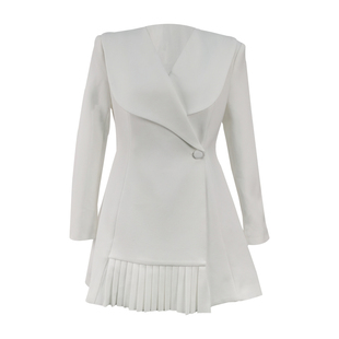 越南小众设计师气质白色大翻领西装女v领百褶收腰显瘦长袖连衣裙