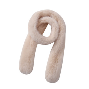 芝士商店~毛绒绒白色交叉围脖女2026新款冬日氛围感保暖围巾护颈