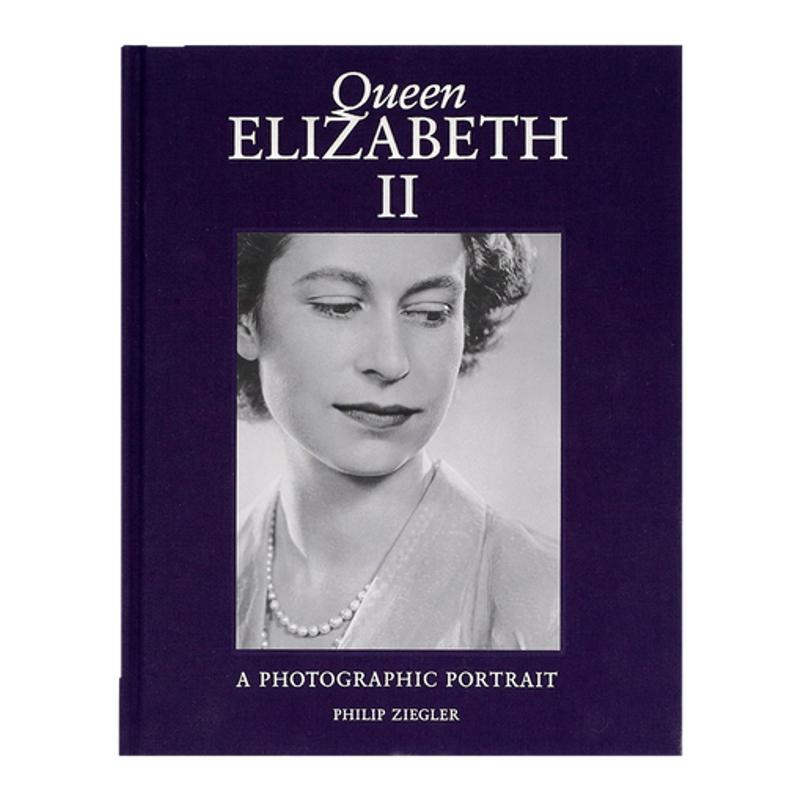 现货 英文原版 伊丽莎白二世女王肖像摄影 QUEEN ELIZABETH II A PHOTOGRAPHIC PORTRAIT(伊丽莎白二世)