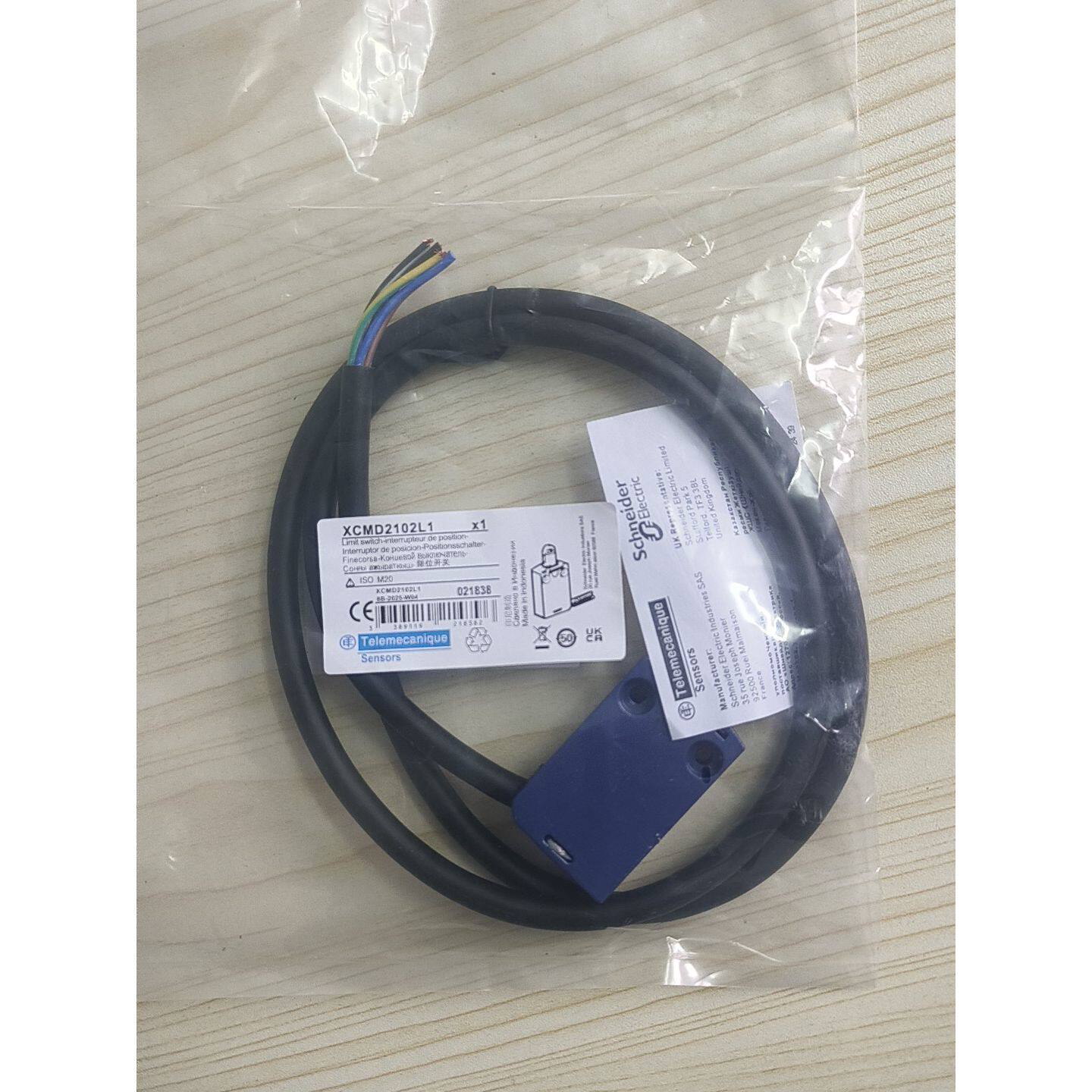 〔议价-可维修〕【施耐德限位开关XCMD2102L1】 全新均有货图片