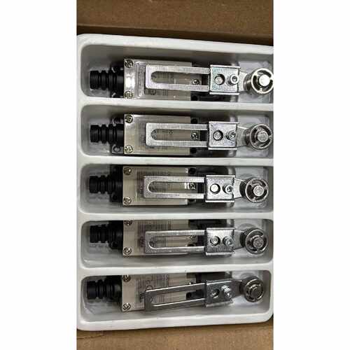 询价行程开关D4V-8108Z-N 调节摆臂滚轮触碰机