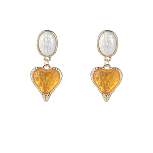 DIGU气质复古黄色爱心珍珠耳环高级感百搭心形耳钉小众设计感耳饰