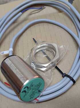议价NCB15-30GM50-Z4倍加福电感式传感器 货号:127392现货量大价
