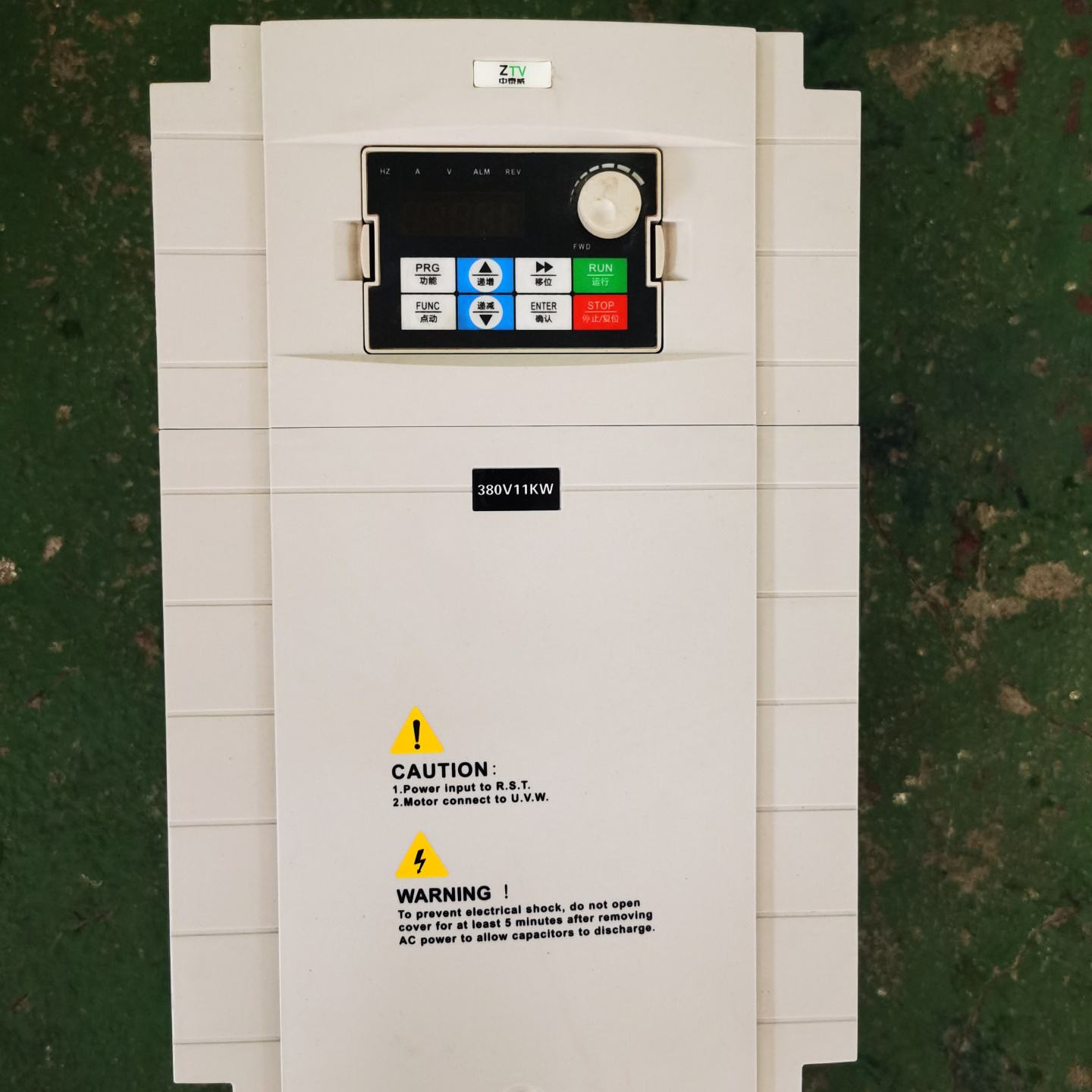询价-中泰威变频器11／15KW，成色新，。图片