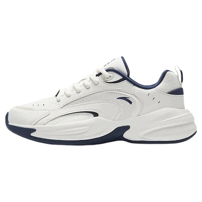 安踏男鞋新款皮面防水跑步鞋