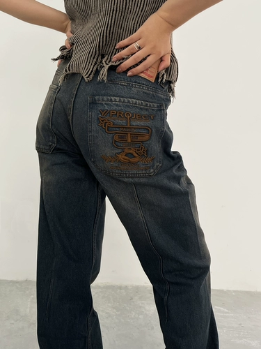 Временно выплатить*YPJ 23SS BACK EMBOREARY Трехмерное пошив, адаптация Прямо мыть землю и прореживание для старых джинсов для мытья воды