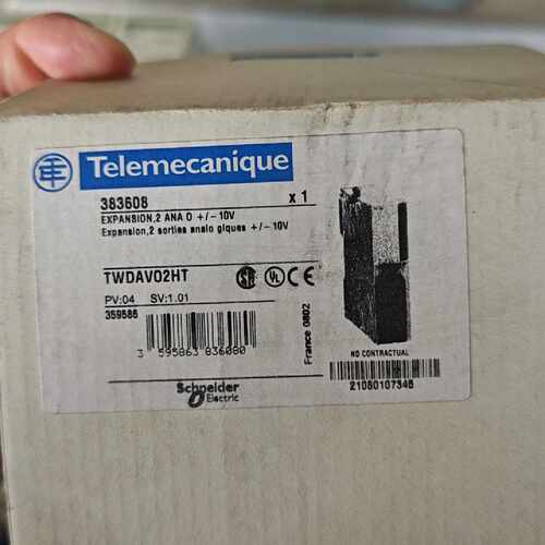 【请询价】全新Telemecanique模块TWDAV02HT，带0