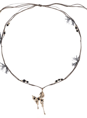 无注册商标暗黑甜酷风蝴蝶吊坠