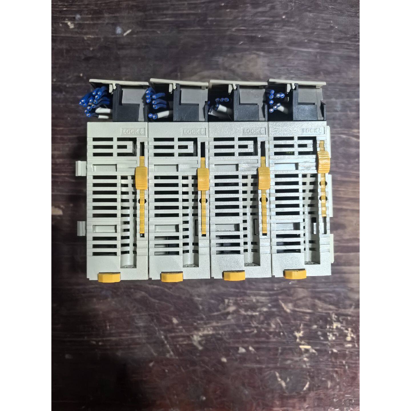 议价欧姆龙PLC温度模块 CQM1-TC101，二手拆机，实物拍