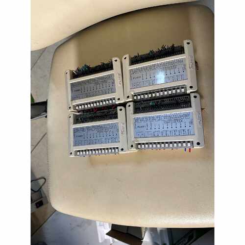芬尼克兹PC4001控制器件接口齐全成色看看图有议价