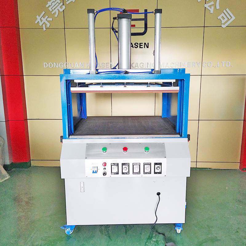 新款枕头羽绒压缩封口包装机太空棉被压缩真空机自动包装封箱机