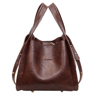 EUNICE EXQUISITE复古手提水桶包包女款高级感真皮通勤单肩斜挎包