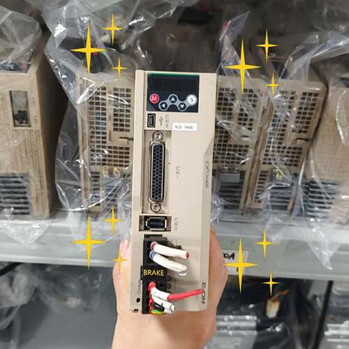 议 价伺服驱动器SVX2EA100AA1KW三相AC工业自动可 维修
