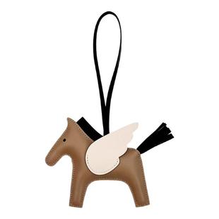 适用于爱马仕包包小飞马挂件菜篮子伊芙琳钥匙扣真皮挂饰手工缝制