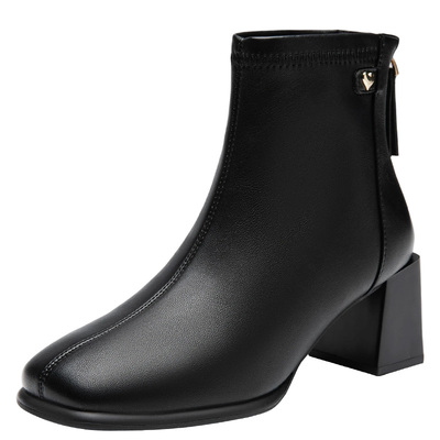 大东时装靴短靴百搭通勤粗高跟靴