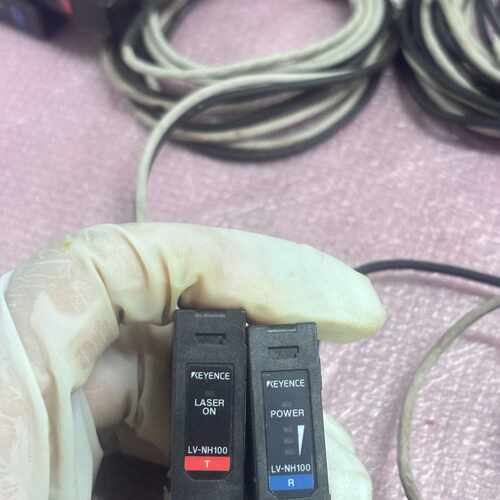 咨询后拍基恩士KEYENCE激光传感器LV-NH100，原装拆机，实