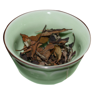 特别定制湖南张家界桑植白茶风花雪月花级茶饼