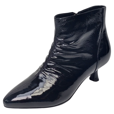 大丫丫大码女鞋尖头细跟牛皮短靴