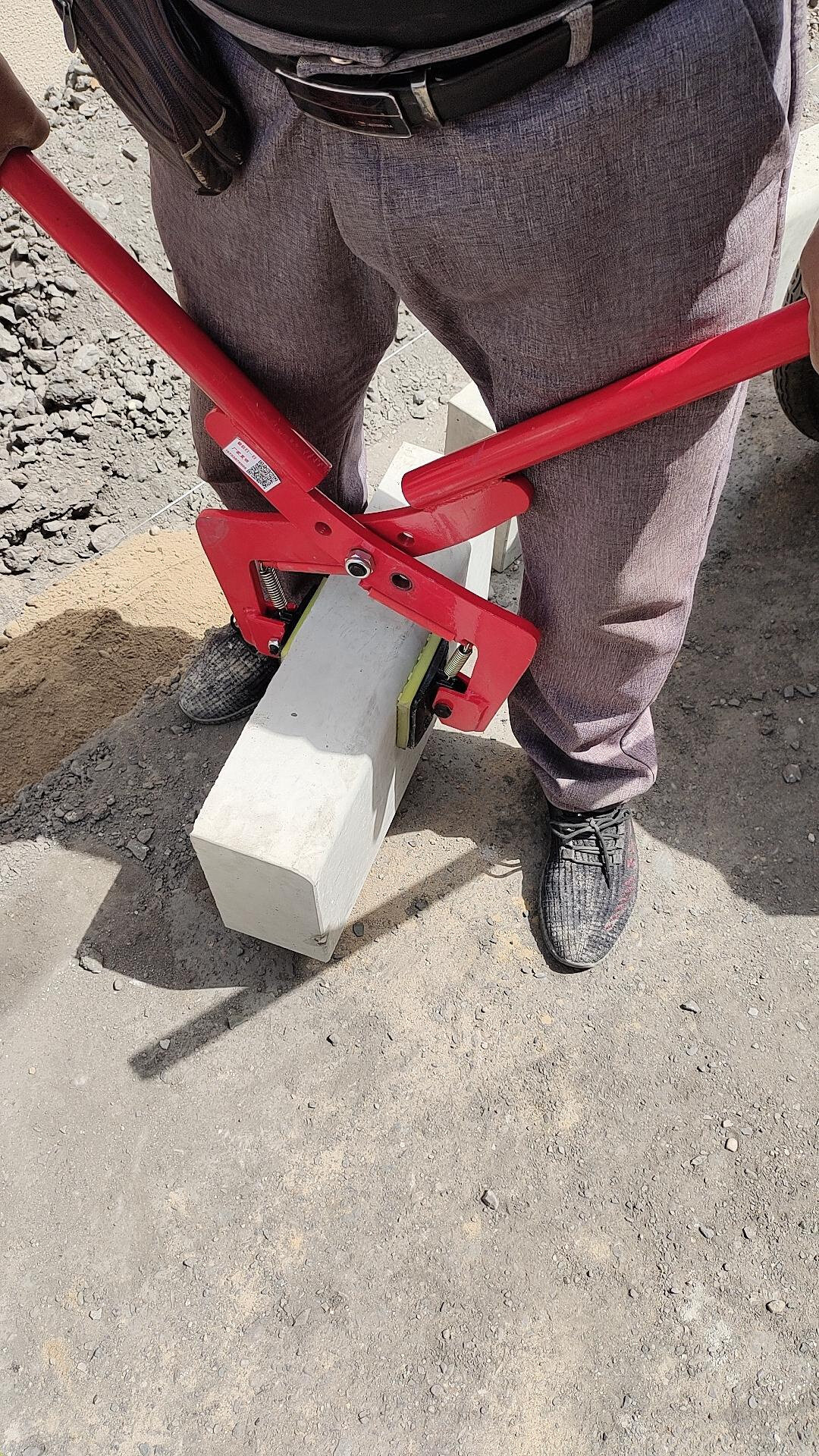 路沿石夹沿石安装工具石材夹具双人抬夹具大理石板夹路边石夹