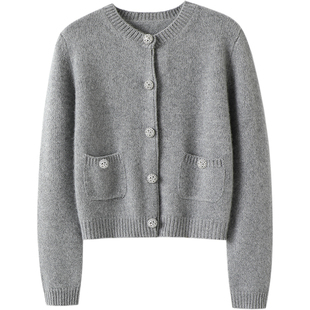 气质拉满了!粗针加厚纯山羊绒开衫女圆领纯羊绒毛衣针织小外套