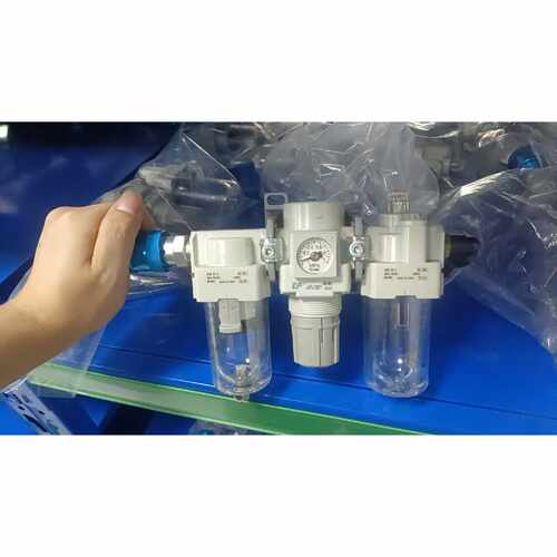 议价SMC气动件组合型号AFM3003DAAR300维修