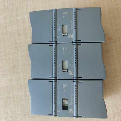 西门子1200数字量输入模块221-1BF32-0XB0多个