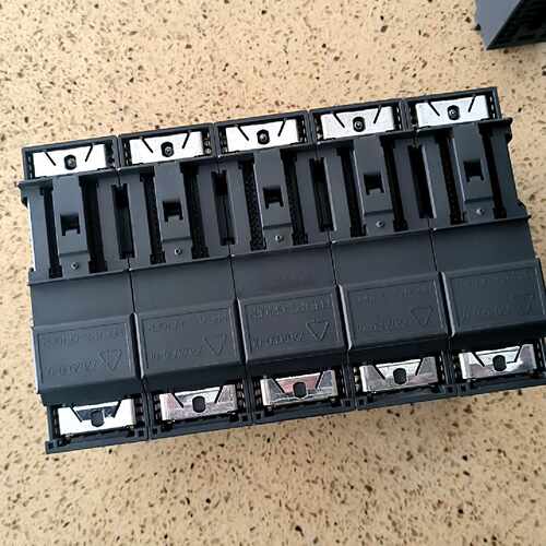 溢价-331-1KF02【999新PLC模块】SI