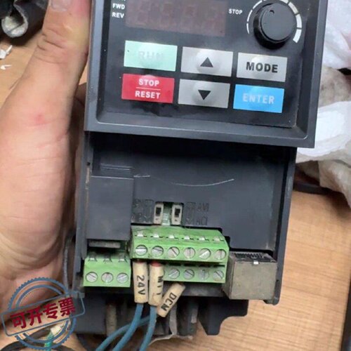 议 价台da变频器VFD007EL43A750W工业自动可 维修