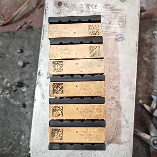 溢价-SEMIKRON SKiiP 25AC126V1模块