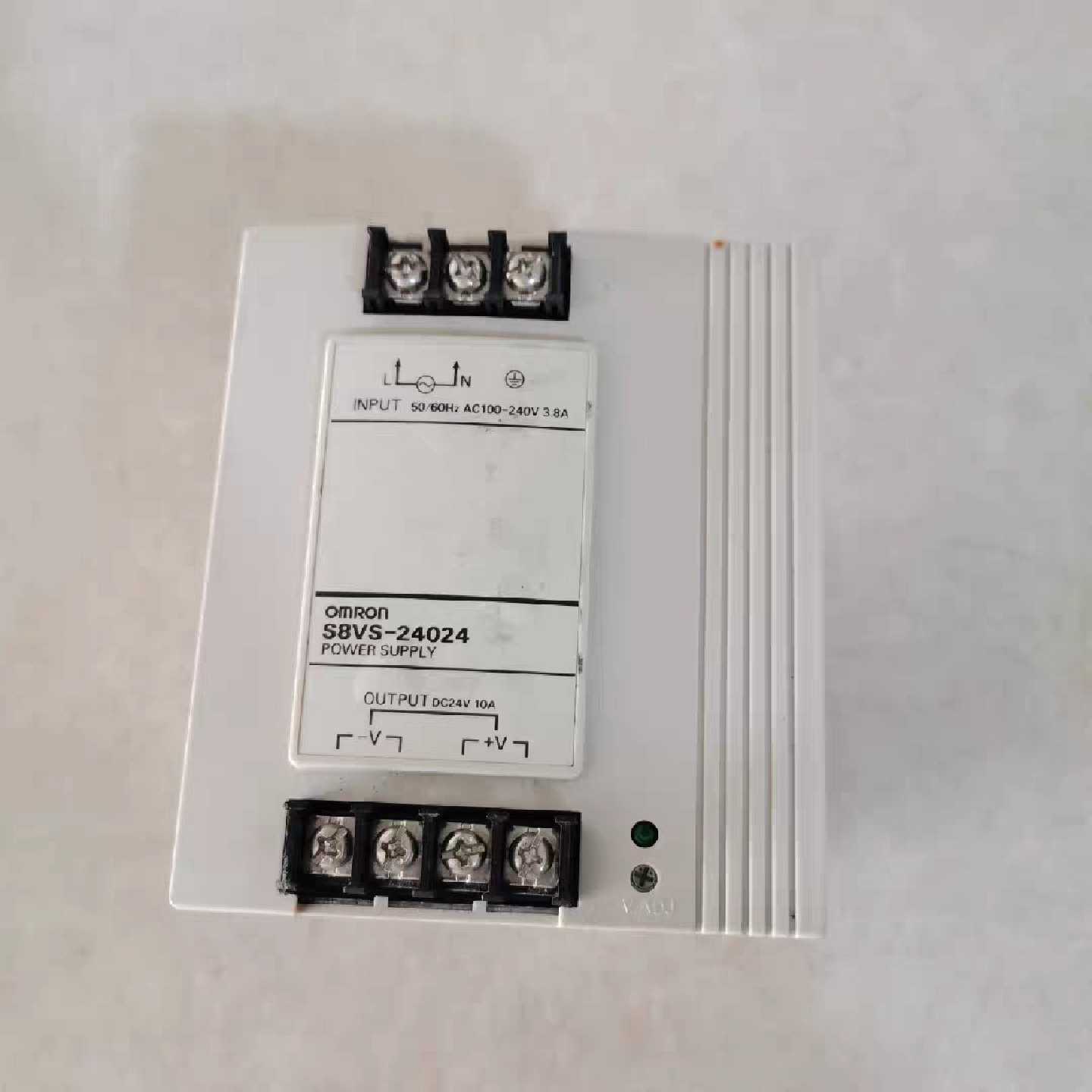 omron欧姆龙开关电源S8VS-24024/ED2