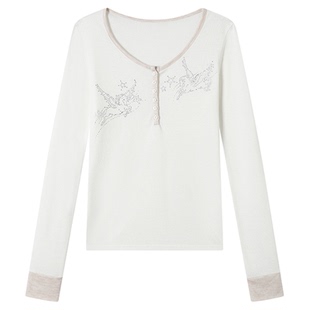 Rrichu 「晶牧物语」少女羊毛打底衫显瘦烫钻纽扣撞色圆领长袖t恤