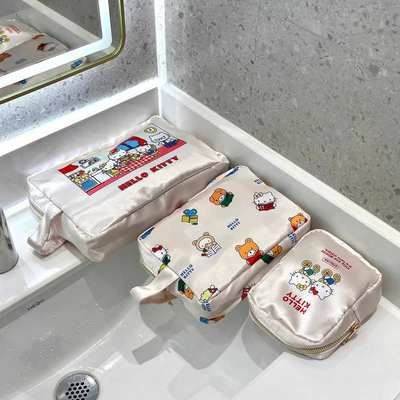 哈喽kitty旅行便携式收纳包化妆包手提洗漱包内衣分装整理袋可爱