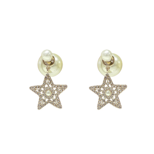 奥米迪奥字母星星镶钻珍珠耳环女轻奢高级气质百搭耳钉2026年新款