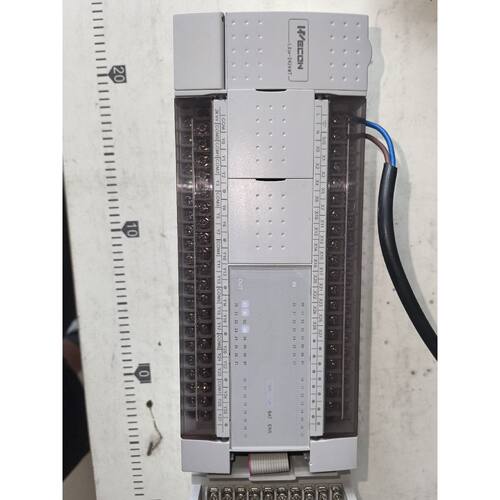 〔议价-可维修〕PLC主机 型号LX3V-2424MT-A 带模块3 工业自动化